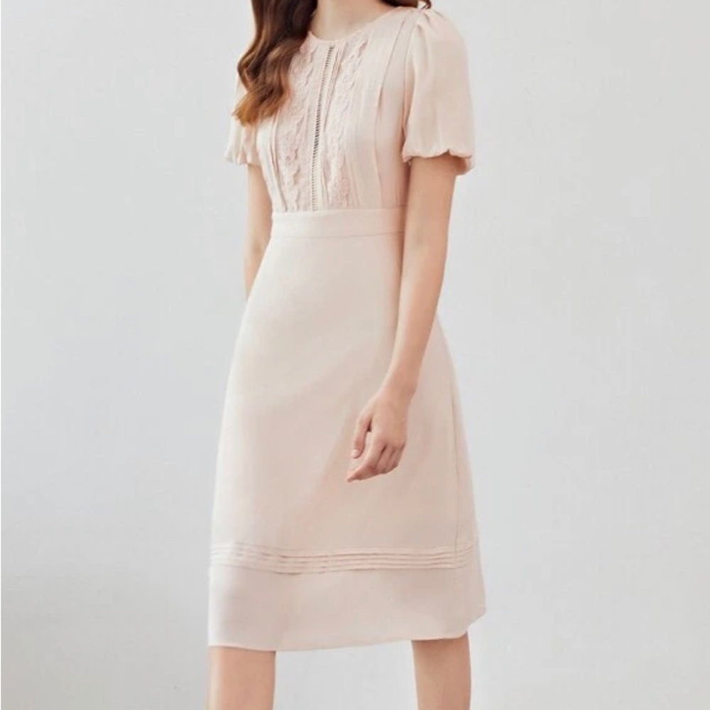 NWT Viscose puff sleeve dress sz small